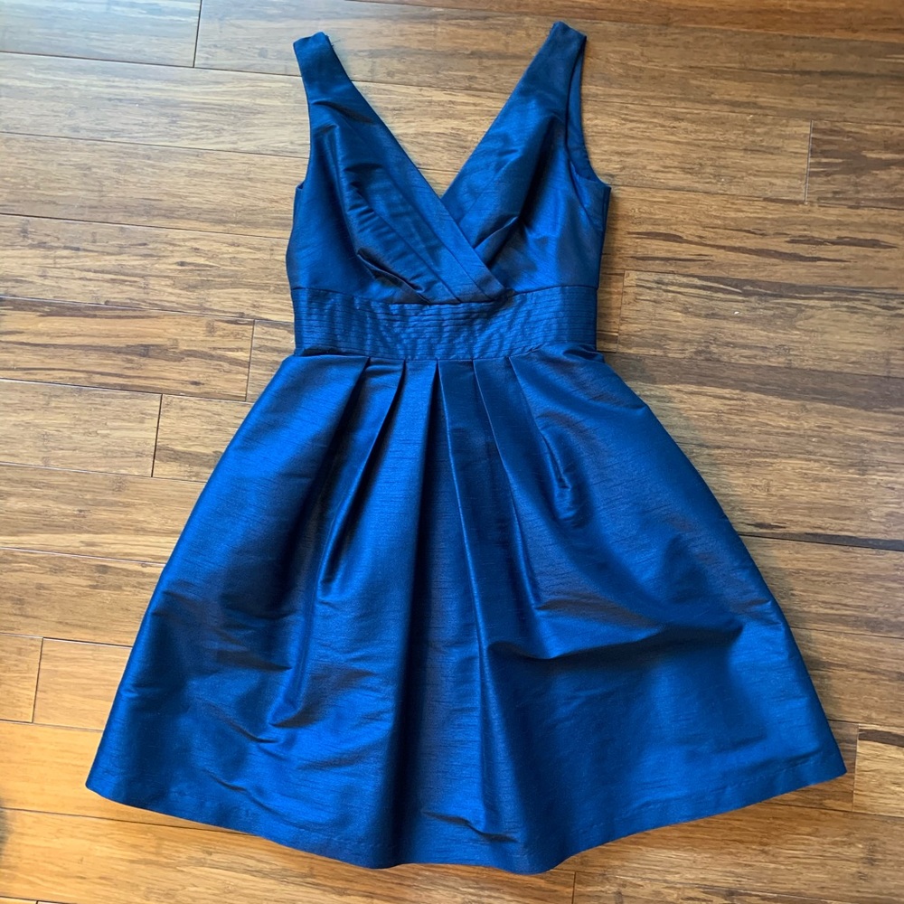 EUC Navy Alexia Bridesmaid NURSING Dress 4/6 eqiv - Picture 3 of 6